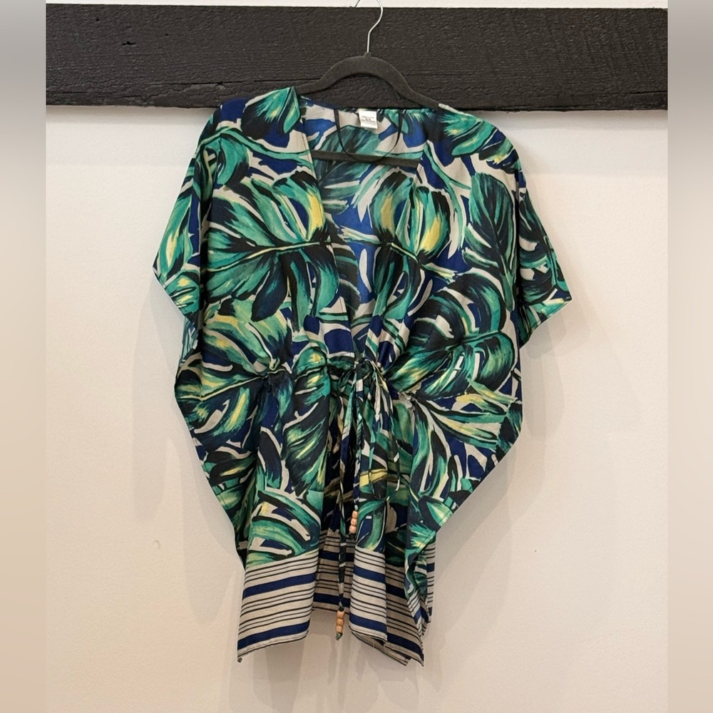 Tropical Leaf Print Kimono Top